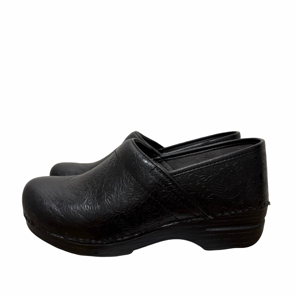 Dansko Professional Womens Tooled Leather Clogs US 7.5-8 EU 38 Black Healthcare
